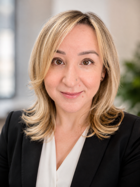 Sara Cruz, Executive Assistant